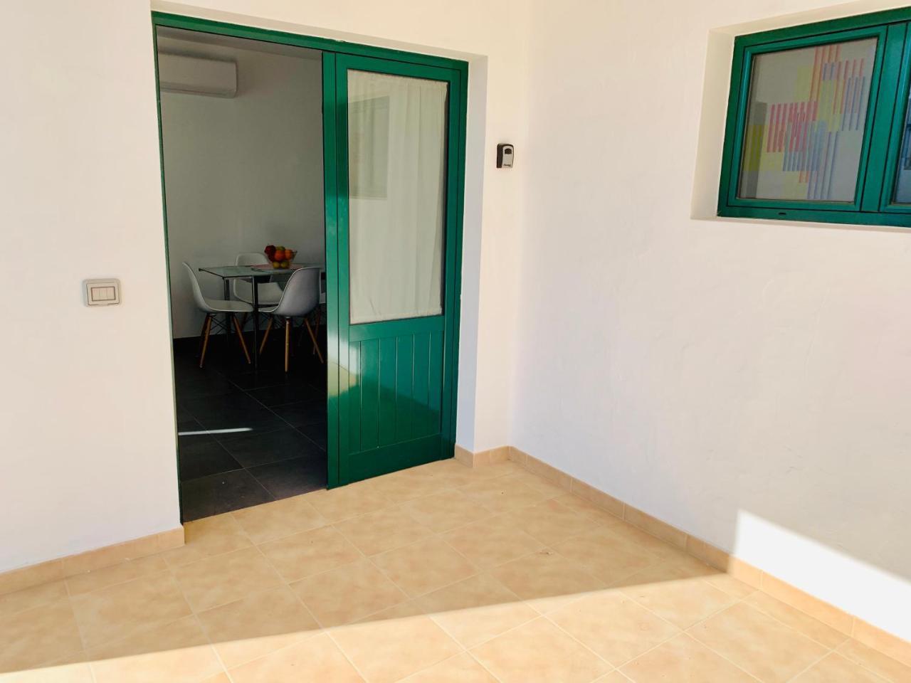 Apartamentos Zalabar Tias Exterior photo
