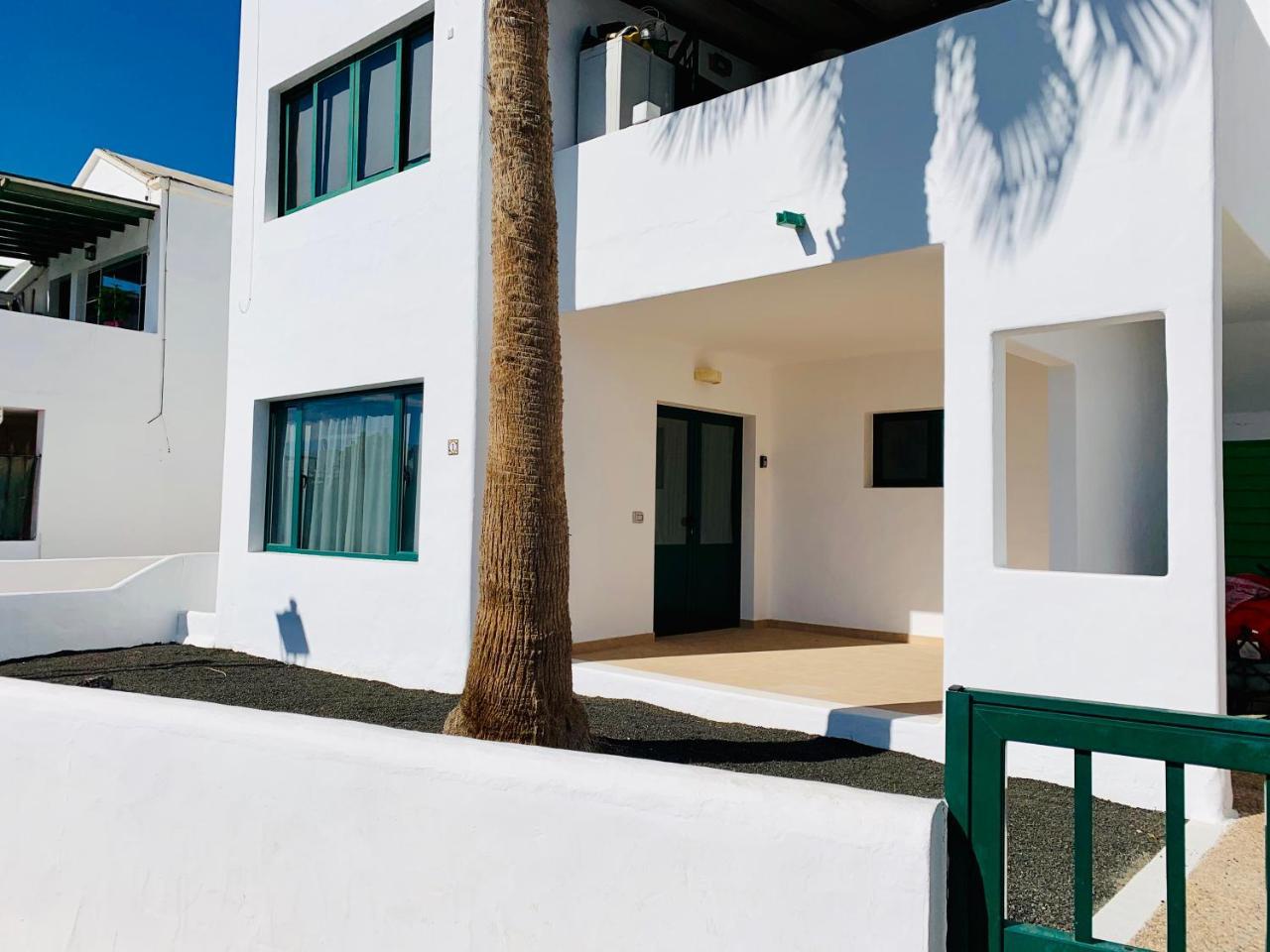 Apartamentos Zalabar Tias Exterior photo